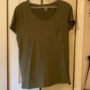 Old Navy boyfriend Tshirt